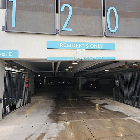 Beautiful Condo On Riverwalk W King Ste Free Parking Pet Friendly Centrally Located On The Riverwalk San Antonio Exteriér fotografie