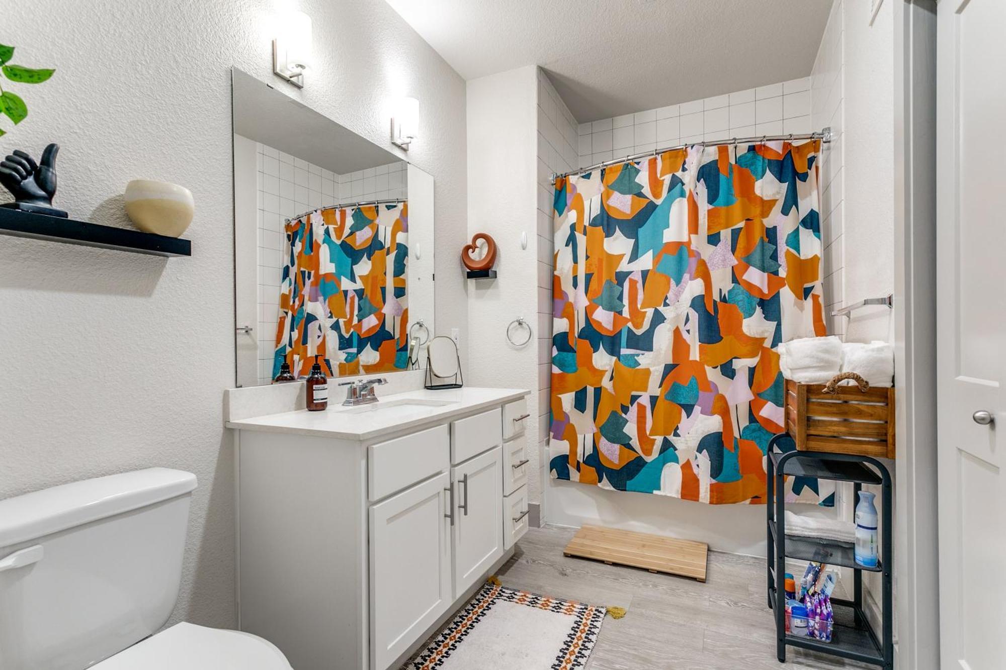 Beautiful Condo On Riverwalk W King Ste Free Parking Pet Friendly Centrally Located On The Riverwalk San Antonio Exteriér fotografie