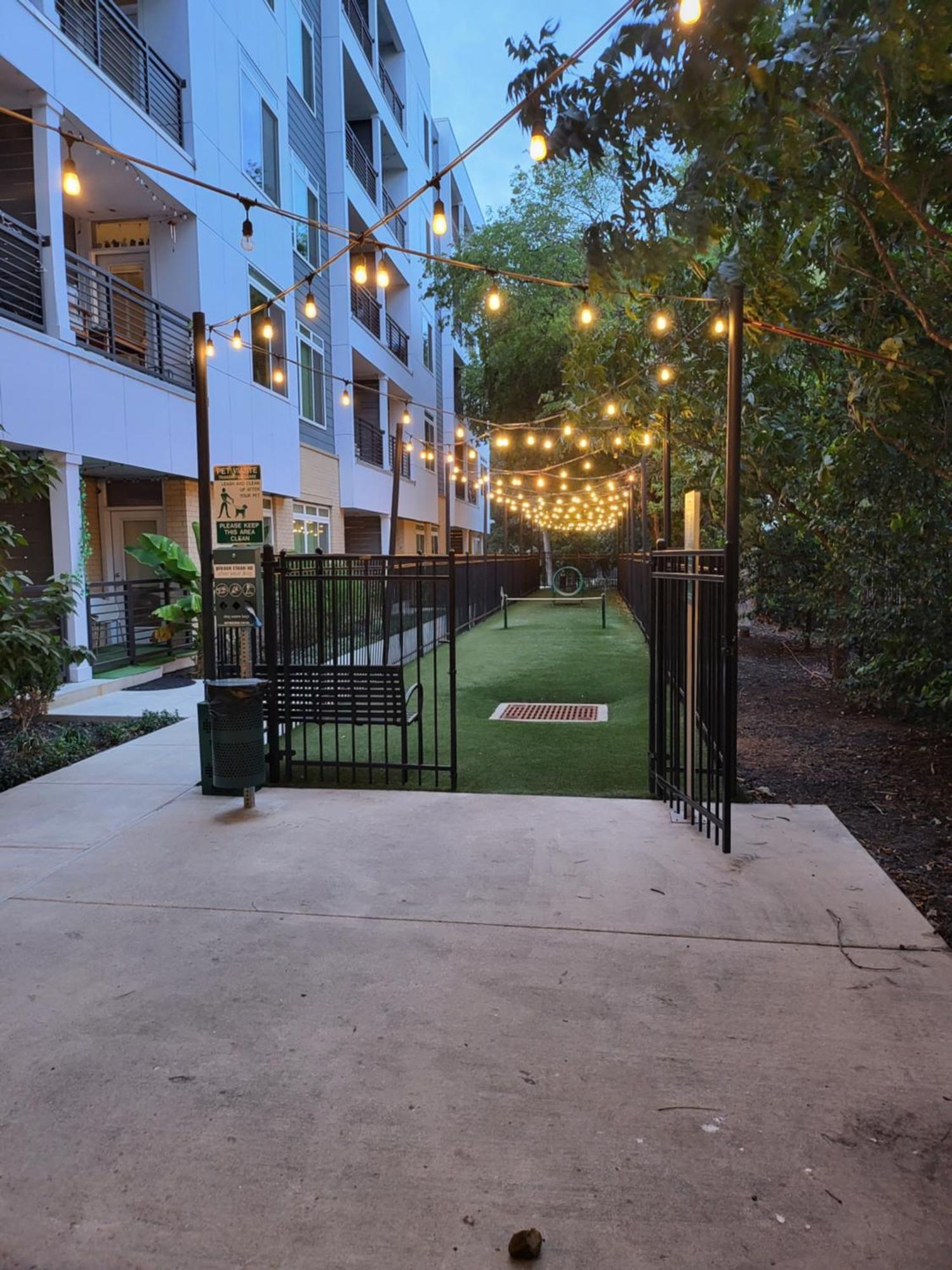 Beautiful Condo On Riverwalk W King Ste Free Parking Pet Friendly Centrally Located On The Riverwalk San Antonio Exteriér fotografie