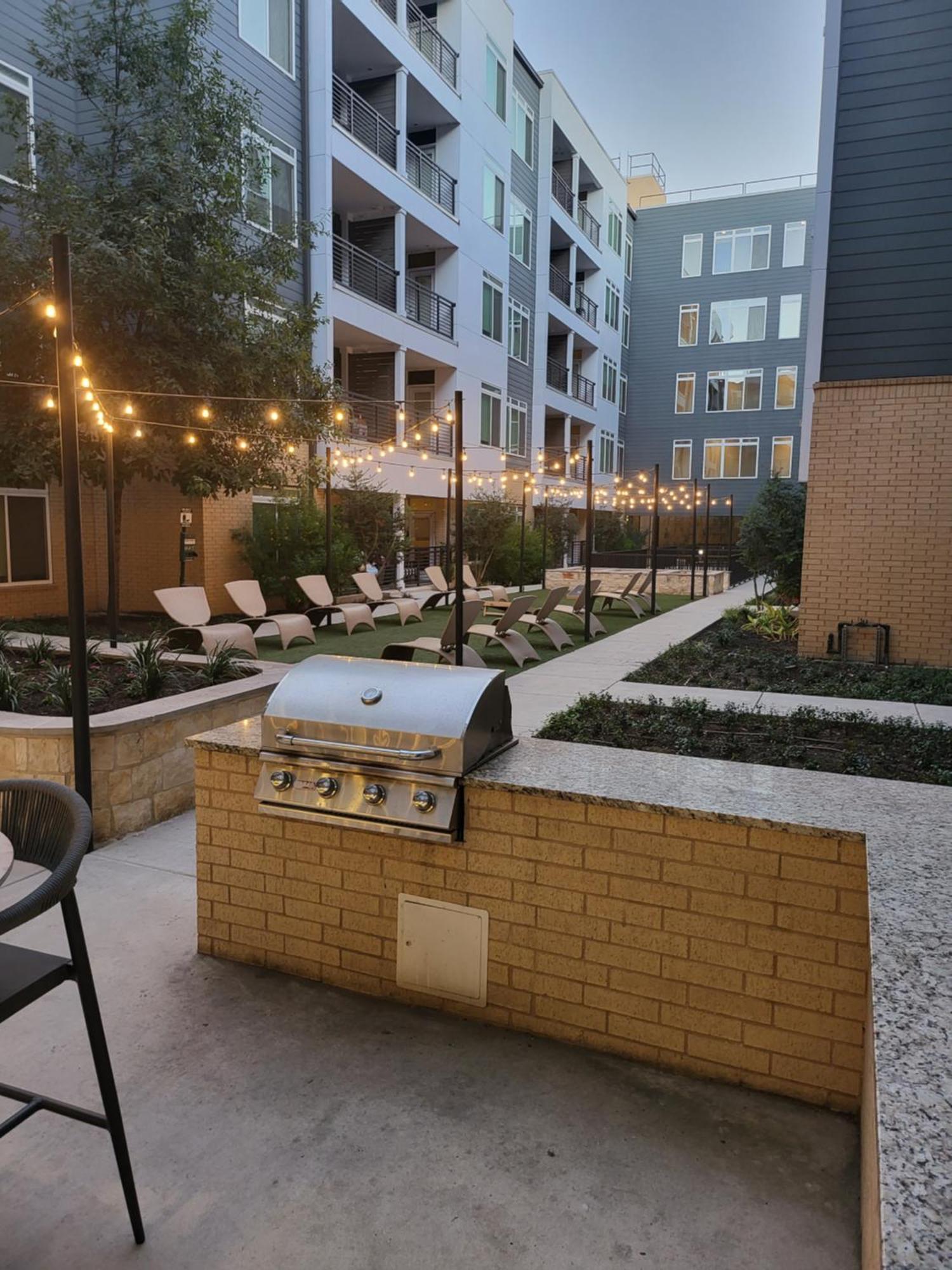 Beautiful Condo On Riverwalk W King Ste Free Parking Pet Friendly Centrally Located On The Riverwalk San Antonio Exteriér fotografie